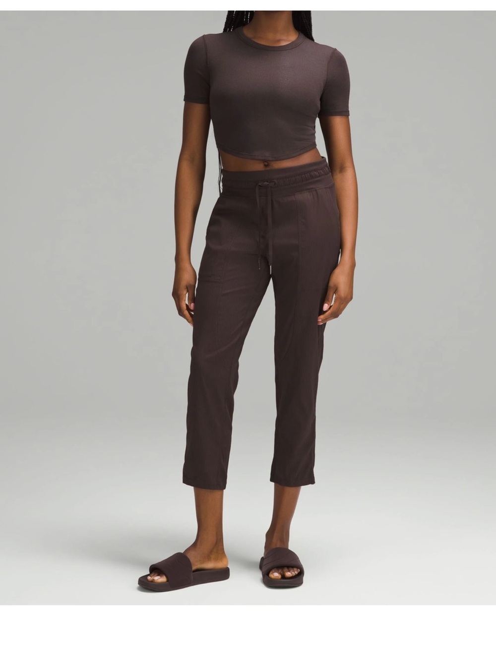 Dance Studio Mid-Rise Cropped Pant - espresso